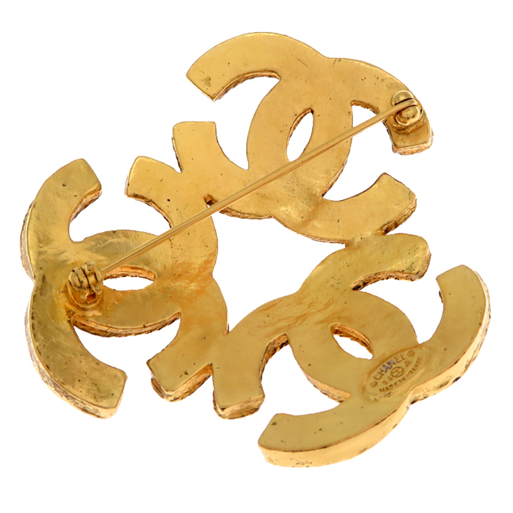 CHANEL Gold Logo Brooch - Picture 3 of 5